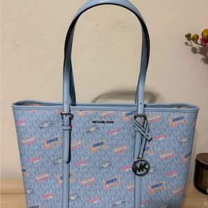 Michael Kors Jet Set Large Printed Signature Logo Tote Bag
